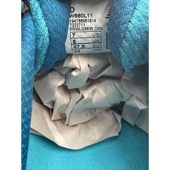 New Balance FRESH FOAM 880 Women's NEW Running Sneaker Blue US Size 7 Wide - Picture 10 of 11